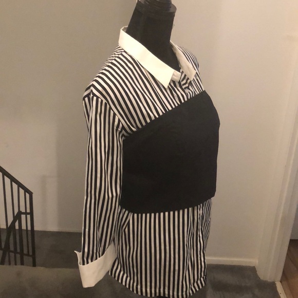 COPY - Black and white strip blouse. - Picture 3 of 7